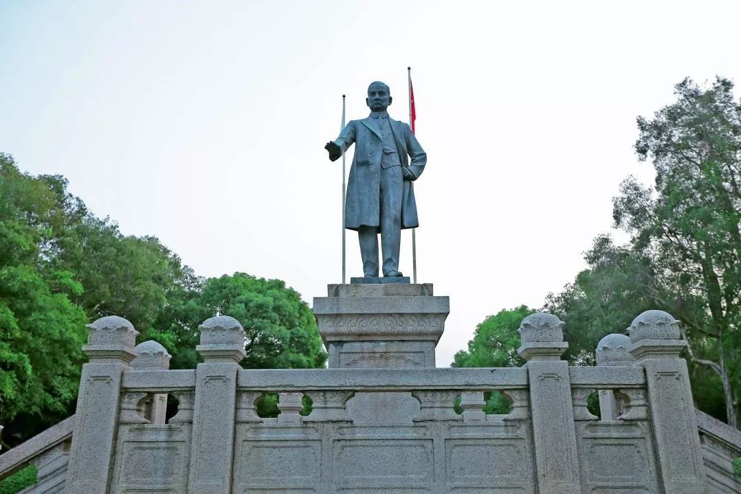 中山大学岭南学院EMBA位列中国大陆独立办学EMBA项目第3！